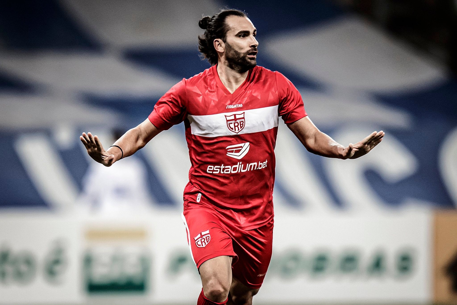 Léo Gamalho brilha como carrasco do Cruzeiro na Copa do Brasil