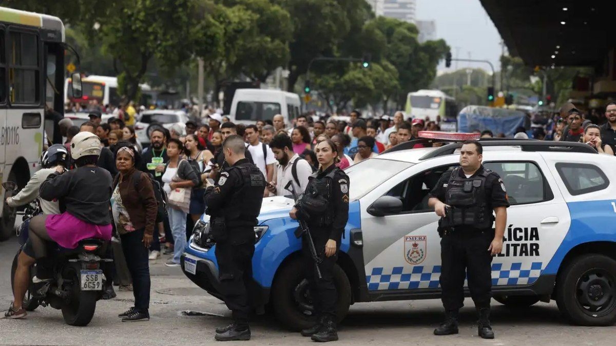 Policiamento no Rio é fortalecido após operação contra tráfico