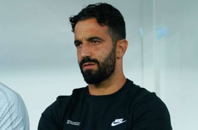 Sporting resiste à saída imediata de Rúben Amorim para o Manchester United