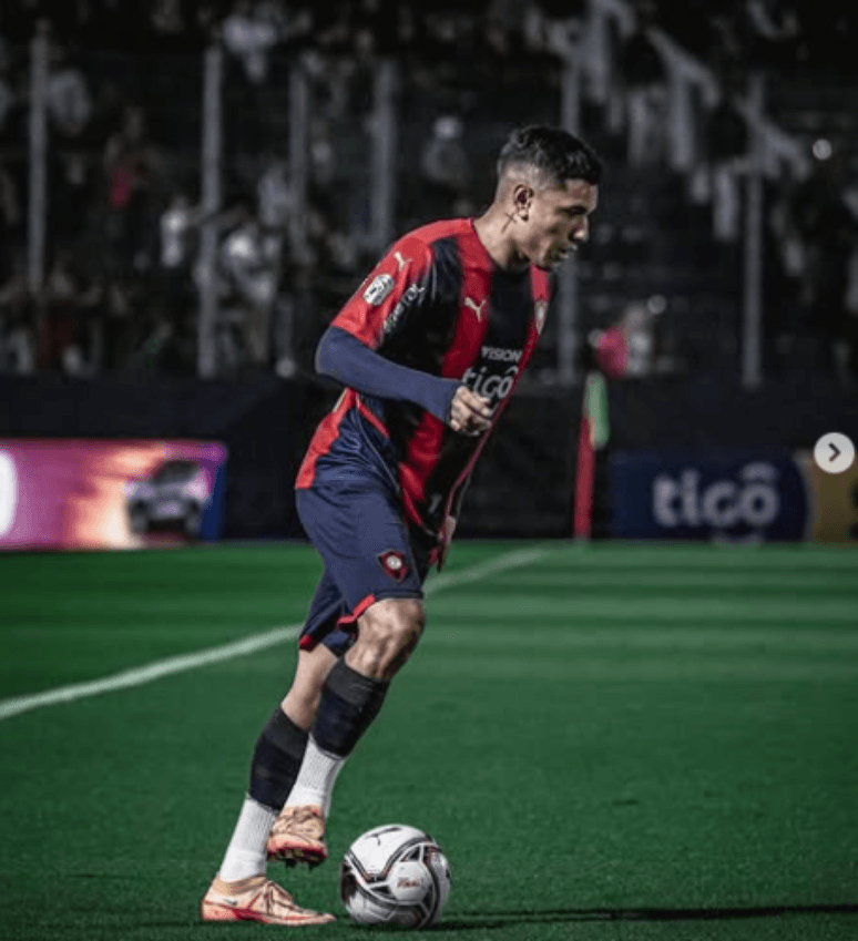 Ceará acerta contratação de jogador ex-São Paulo