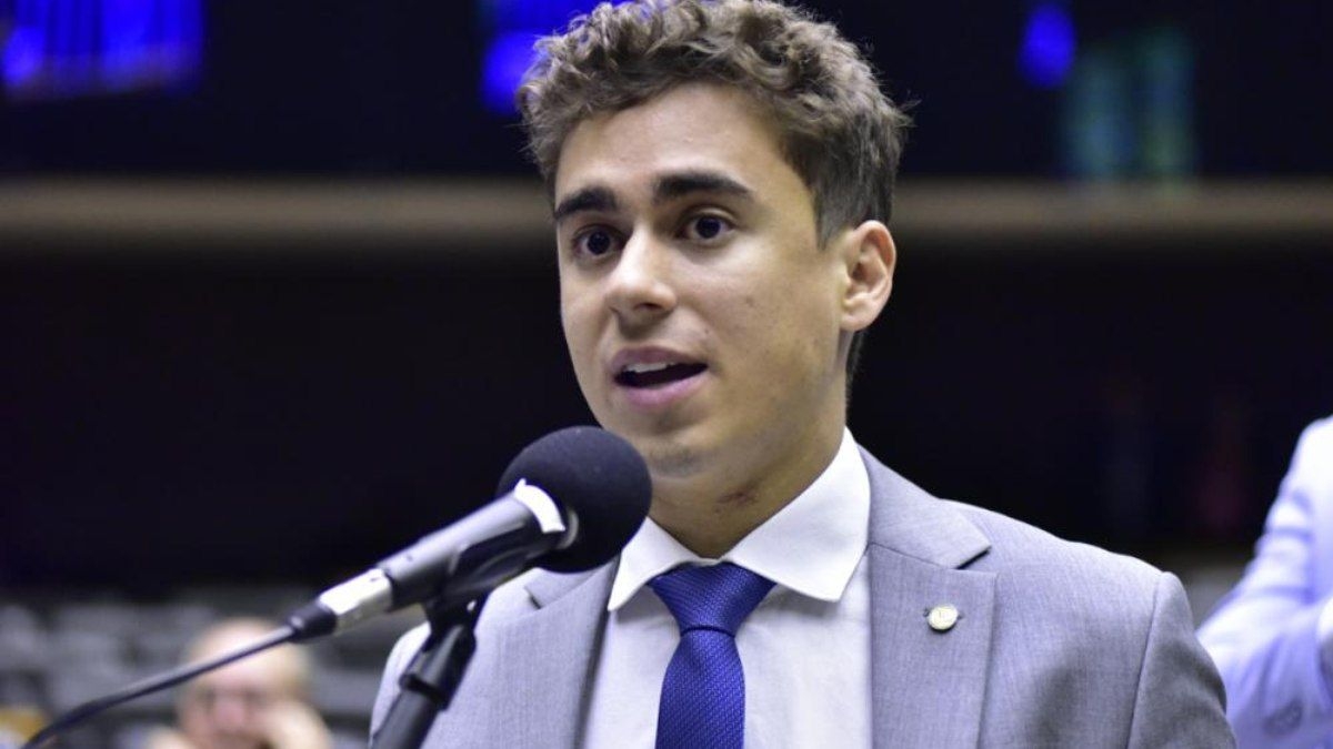 Câmara realiza minuto de silêncio por Charlie Kirk