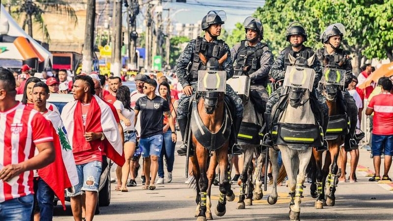 Esquema de segurança para o clássico CRB x CSA