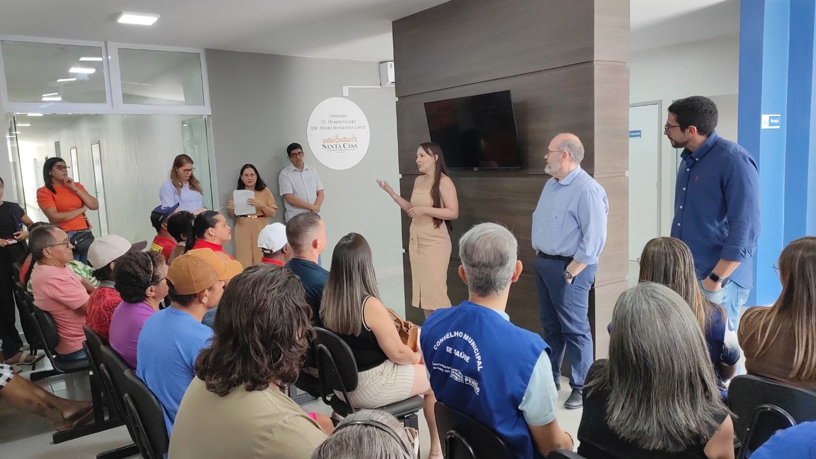 Visita de Pacientes ao Centro de Hemodiálise em Penedo