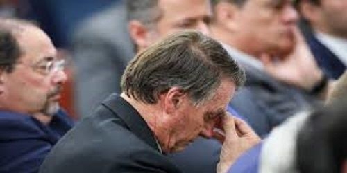 Bolsonaro e a vala comum da política: quando generais descem do pedestal