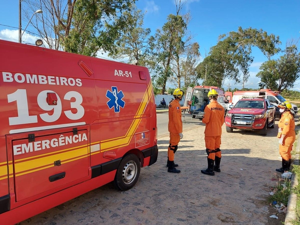 Incêndio em loja de energia solar na Jatiúca