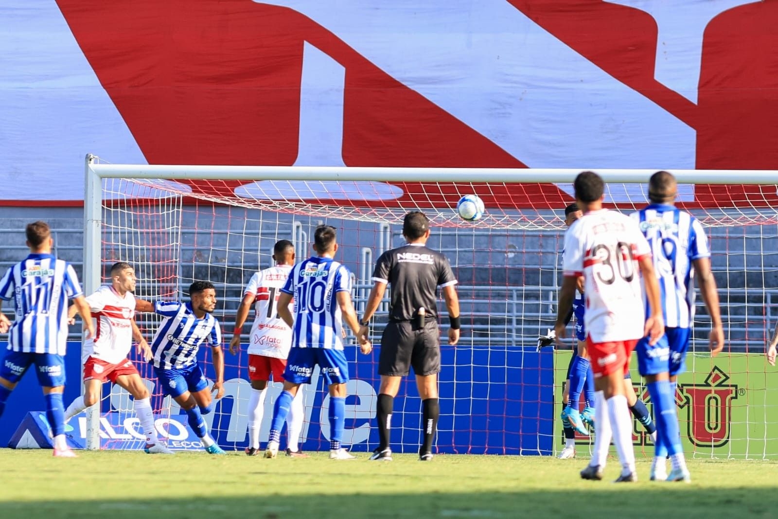CRB e CSA se preparam para janela de transferências no futebol