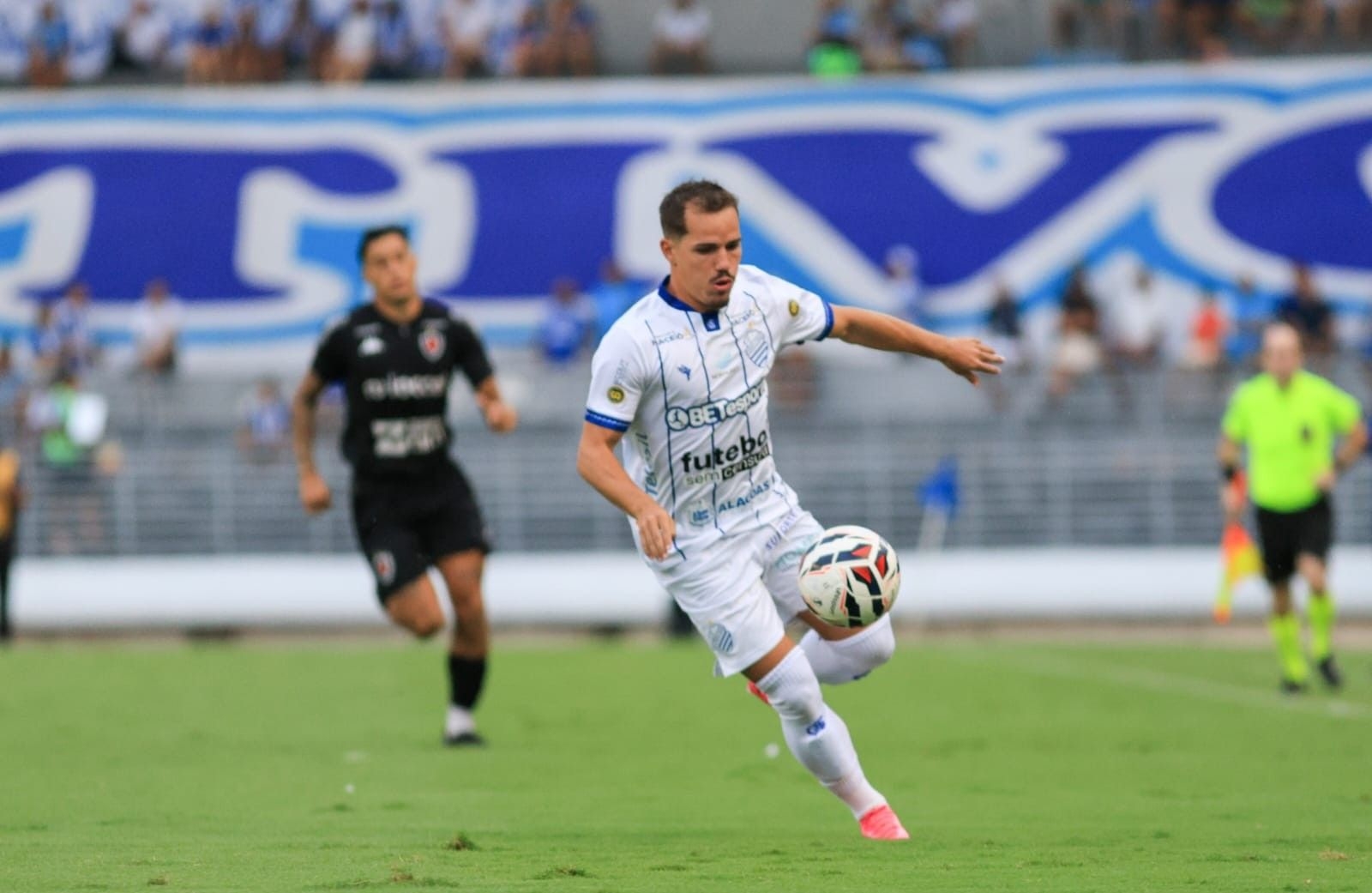 Guilherme Cachoeira anuncia saída do CSA e pede desculpas