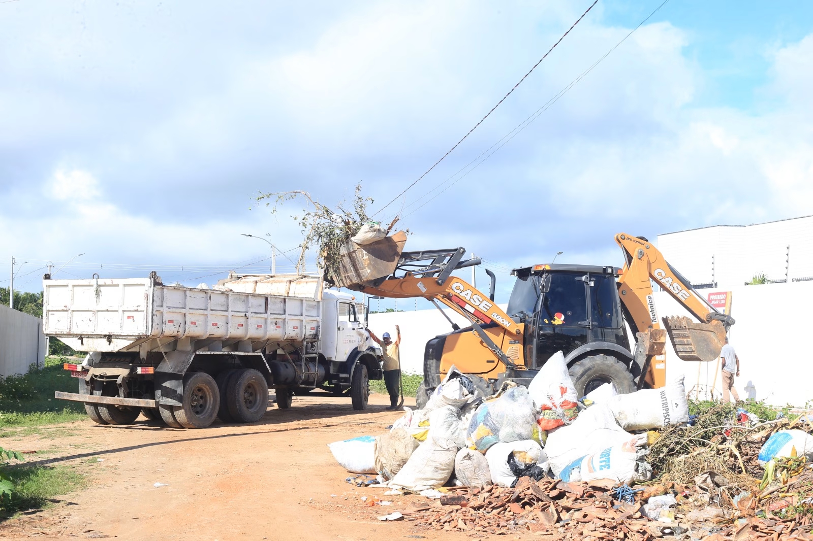 Coleta de Lixo em Penedo é Intensificada pela Prefeitura
