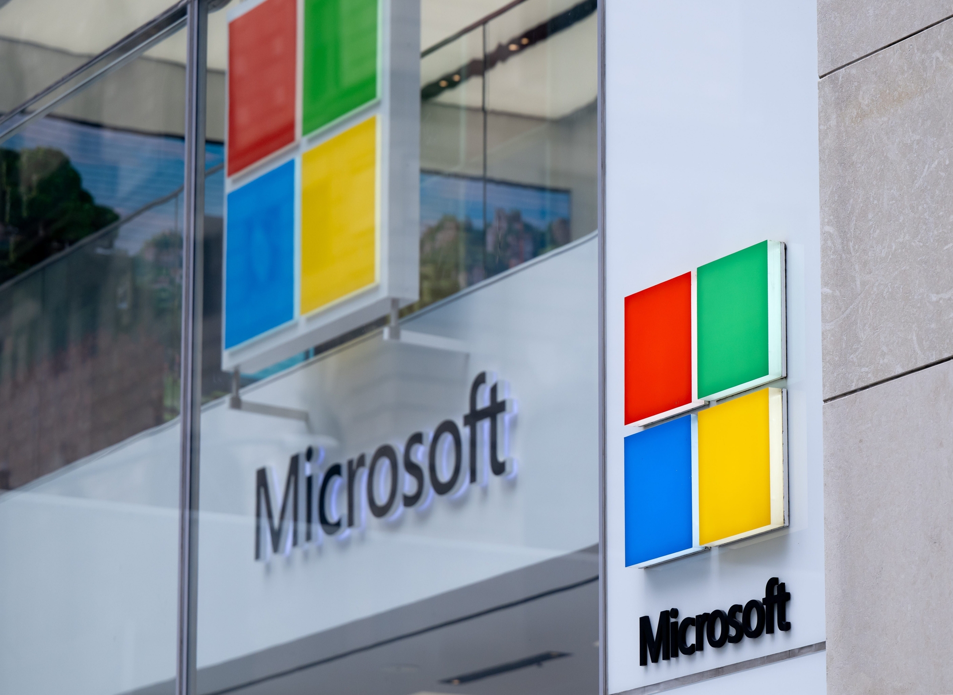 Microsoft e a Reestruturação da Força de Vendas Pós-AI