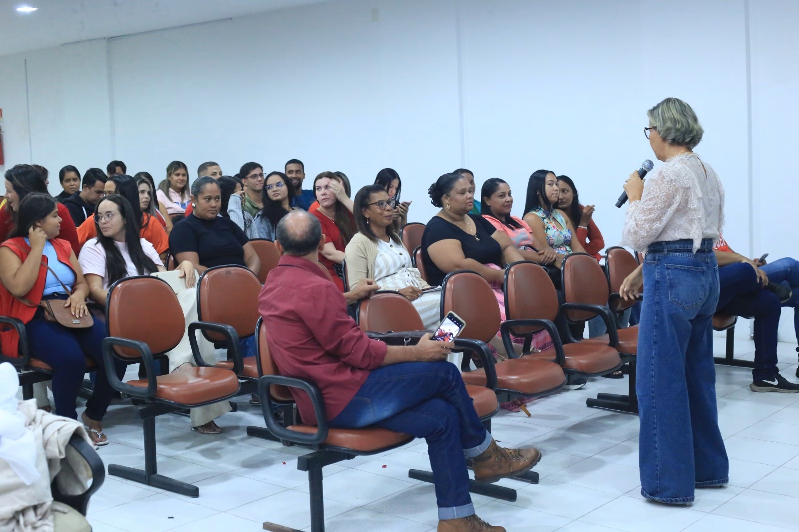 Capacitação de Servidores em Penedo Melhora Serviços Infantis