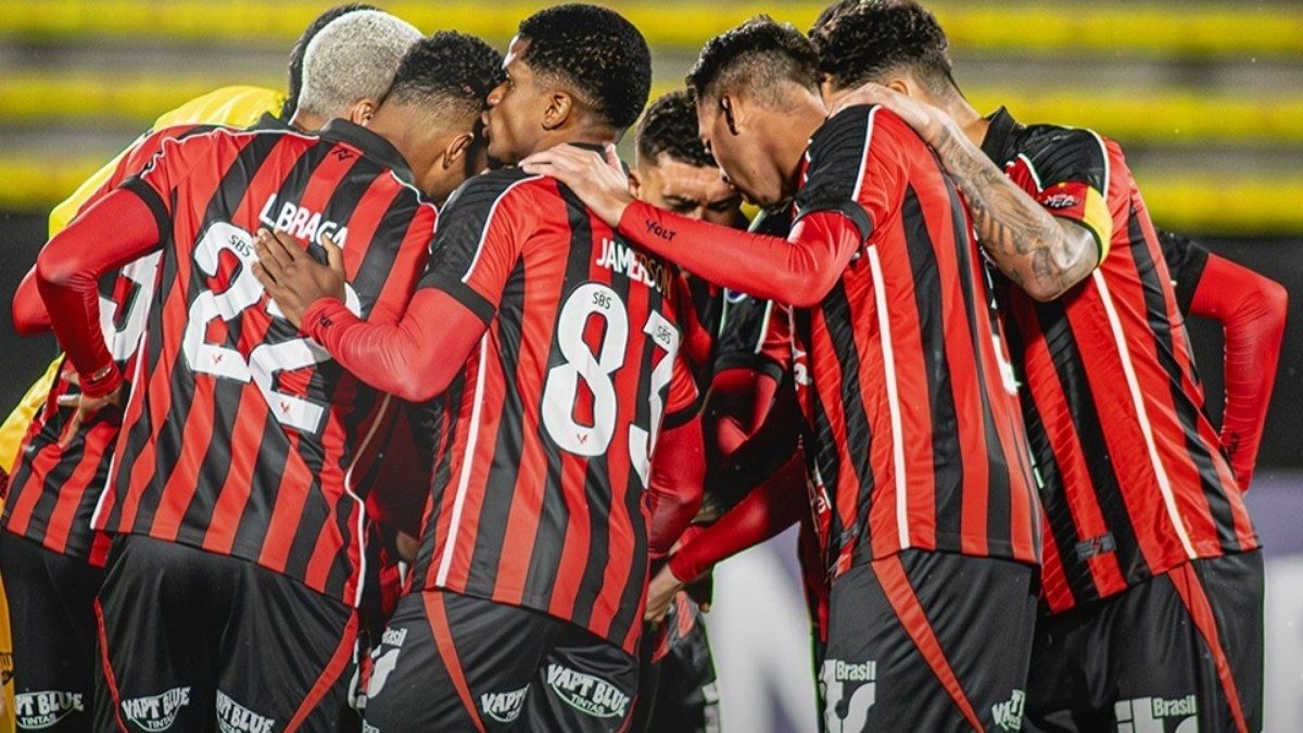 Vitória eliminado da Copa Sul-Americana com derrota