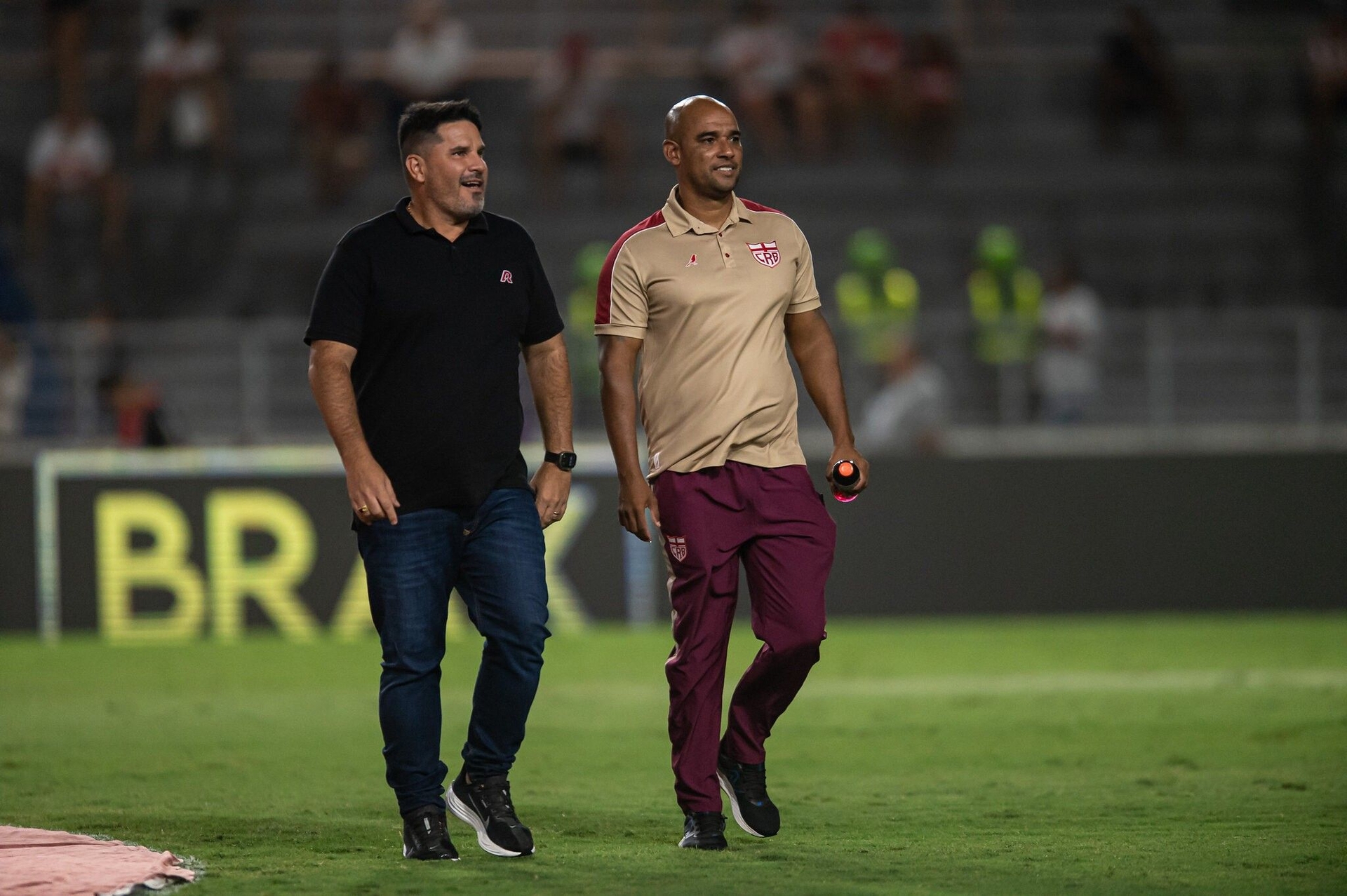 Barroca elogia desempenho do CRB na vitória sobre o Botafogo-SP