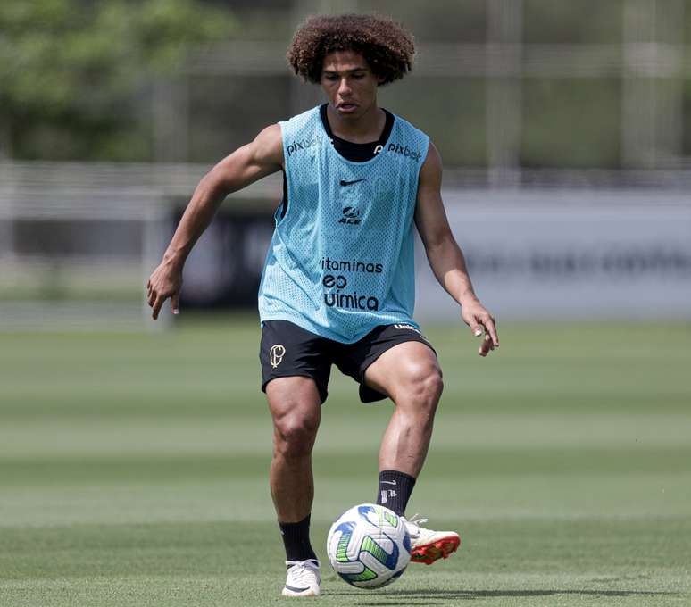 Após começo discreto no profissional do Corinthians, Guilherme Biro espera consolidação em 2024