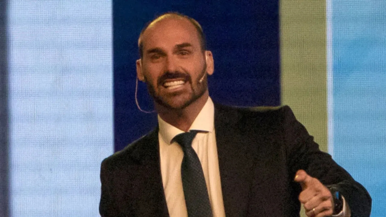 Polícia Federal reage a ameaças de Eduardo Bolsonaro