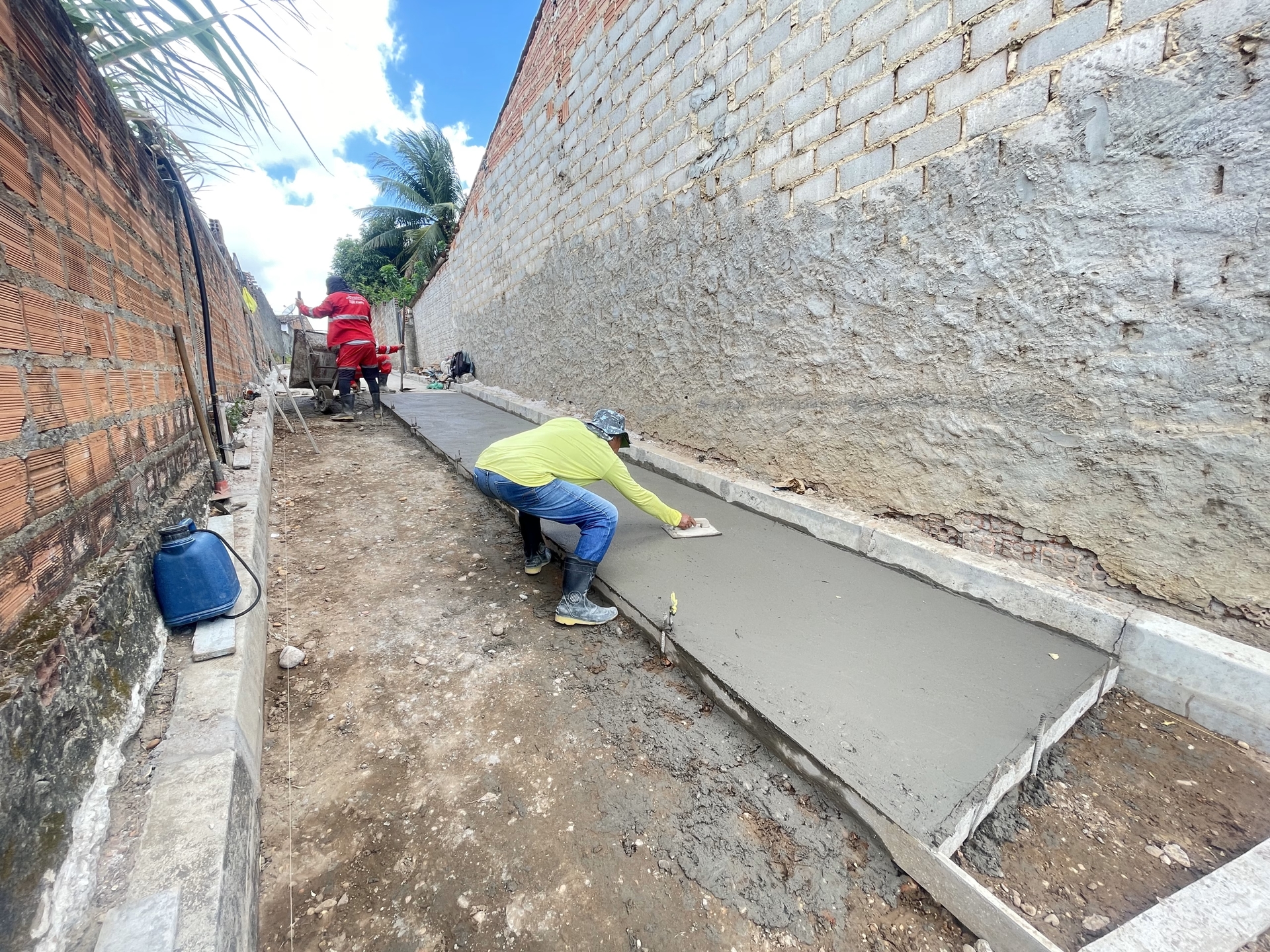 Pavimentação transforma mobilidade nas vilas de Penedo