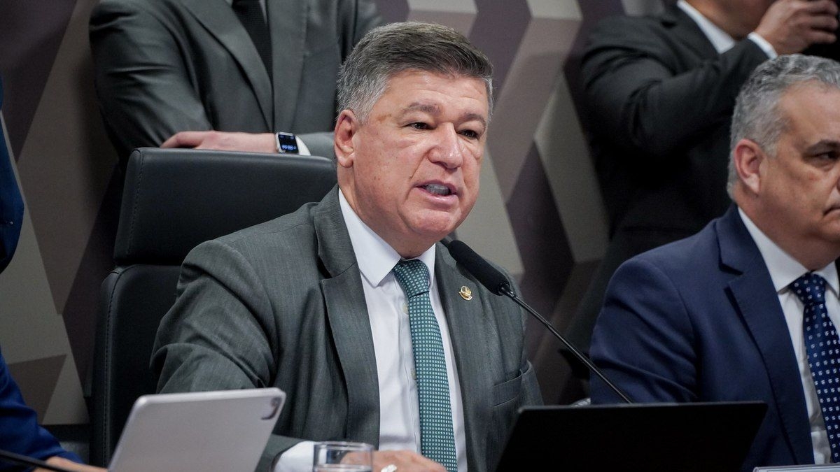 CPMI do INSS é derrubada na votação final