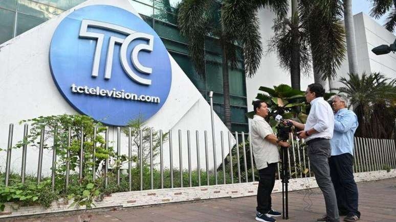 O que se sabe sobre assassinato de promotor que investigava ataque a TV no Equador