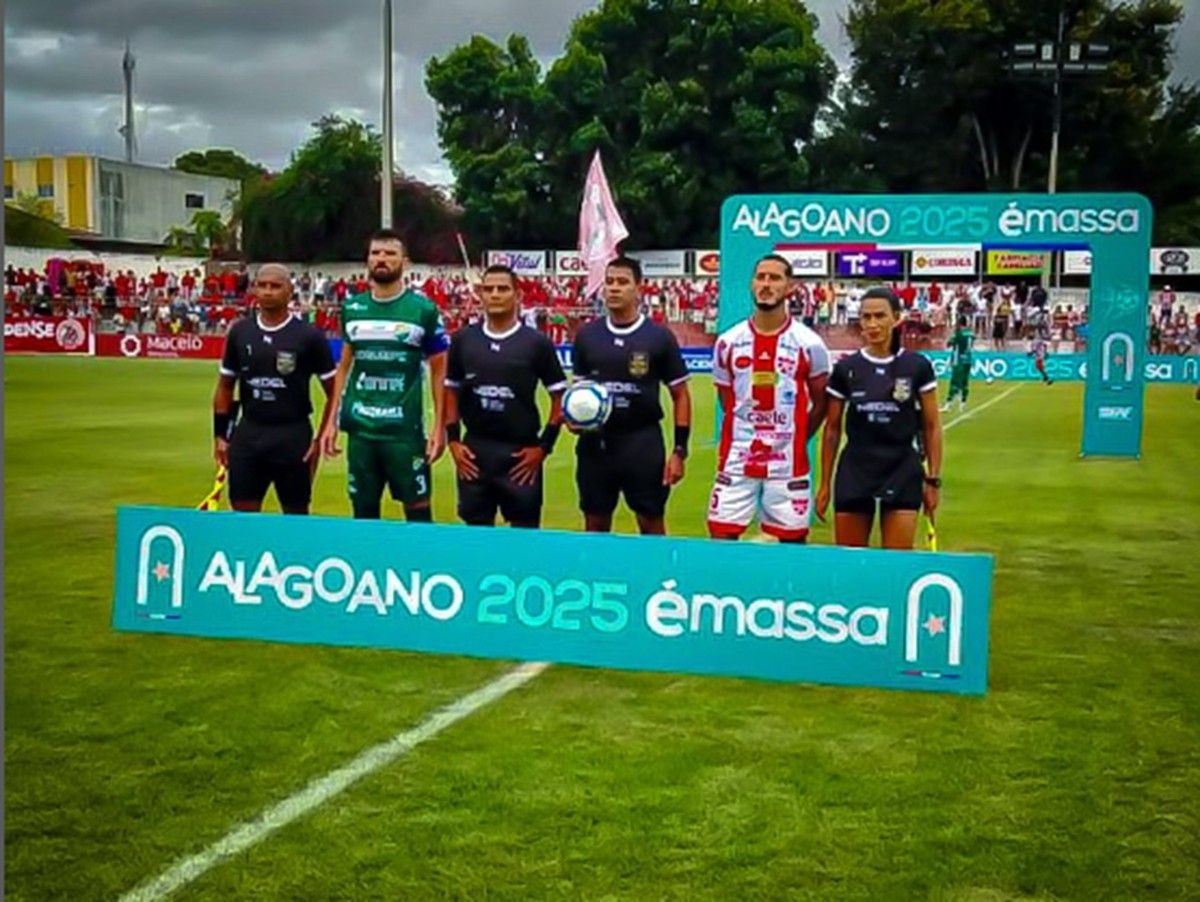 Penedense conquista empate e ultrapassa CRB no estadual