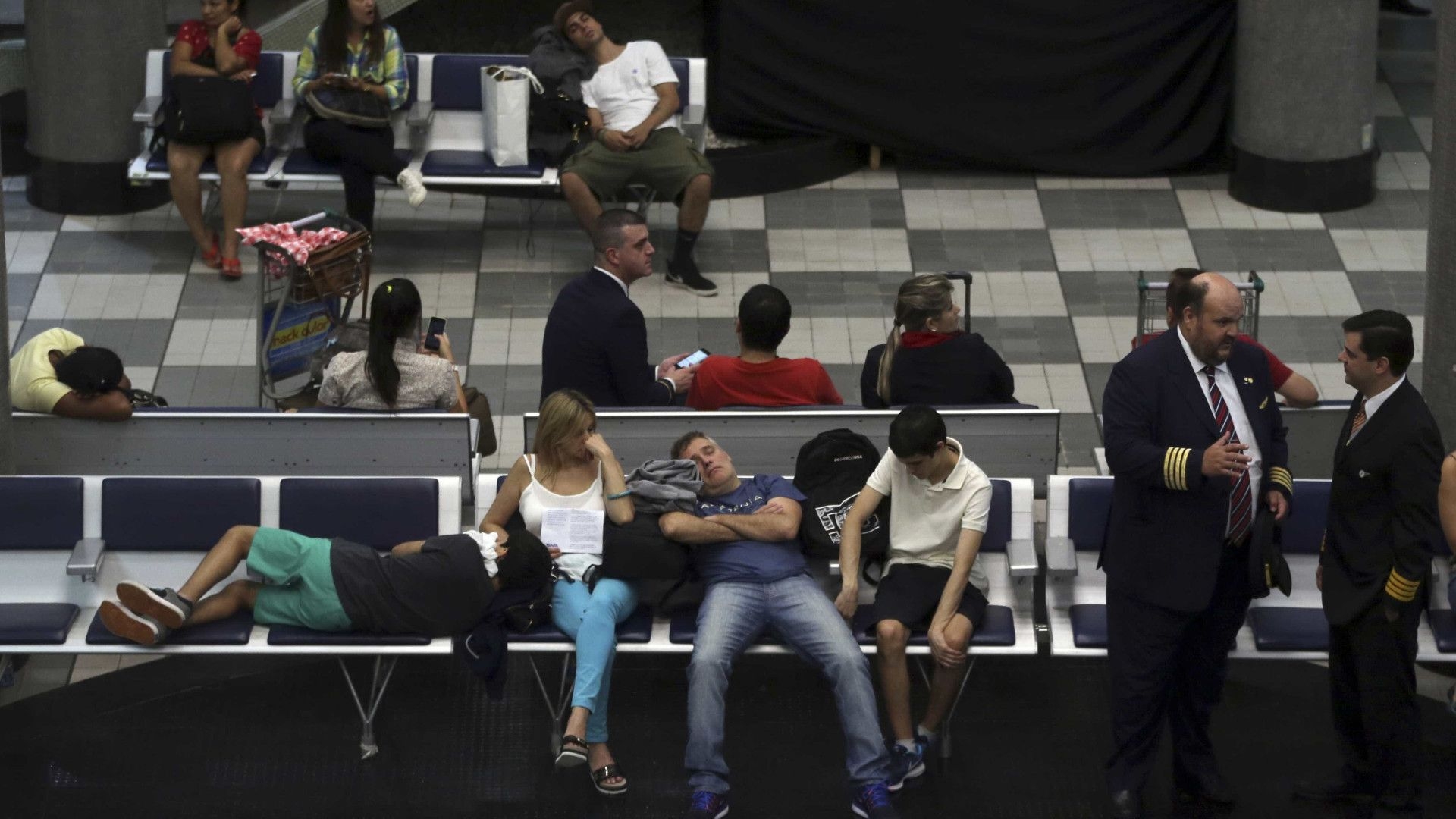 Aeroporto de Congonhas tem novos voos cancelados e atrasos