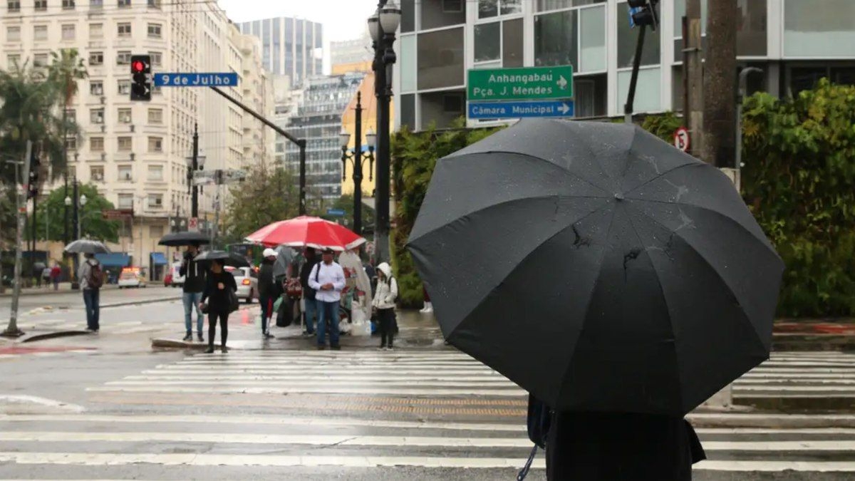 Queda de temperatura e chuva afetam SP, RJ e MG