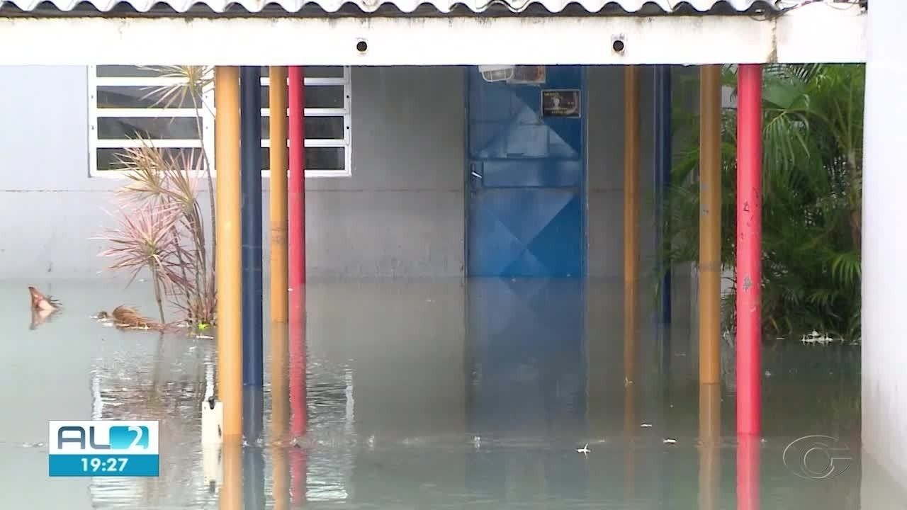 Aulas suspensas em escolas de Maceió devido à chuva