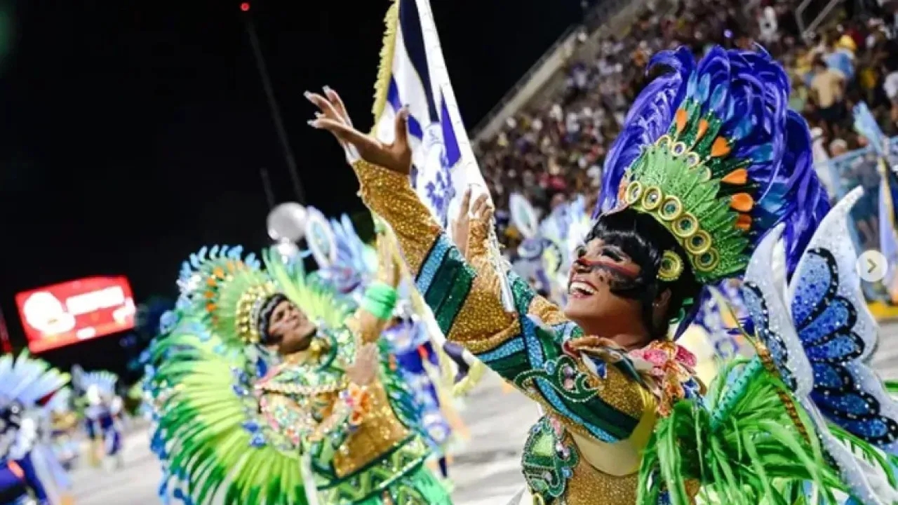 Protesto da Escola Unidos da Ponte contra exploração ambiental