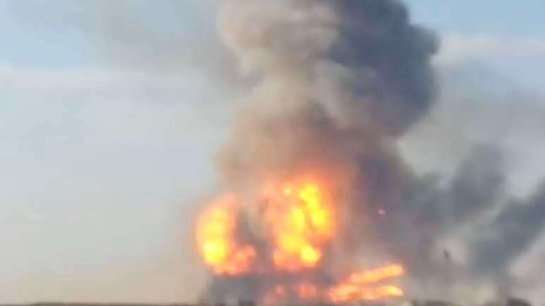 Doze militares russos morrem após churrasco próximo a estoque de munição