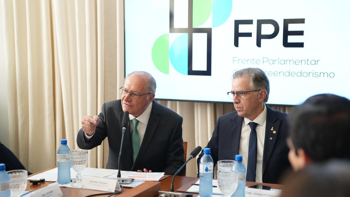 Empresários pedem Alckmin para substituir Lula no governo de SP