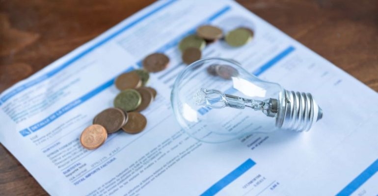 Conta de luz deve subir, em média, 5,6% em 2024, projeta Aneel; saiba mais