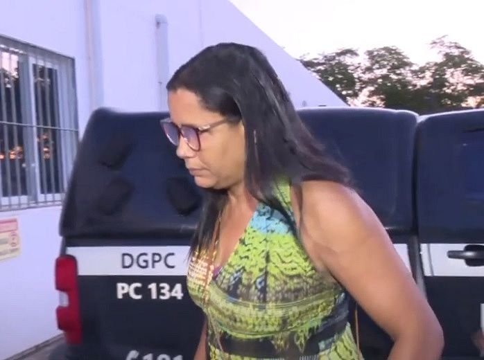 Dupla filmada com carrinho de mão diz que esposa de segurança mandou se livrar de corpo