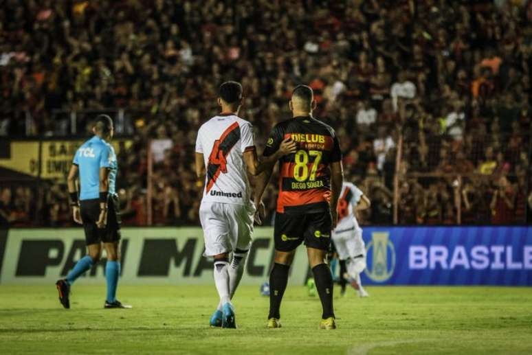 Sport empata com Atlético-GO em casa e se complica na luta pelo acesso