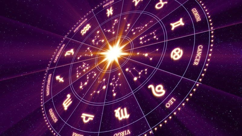 Tarot semanal e previsões para os signos de novembro