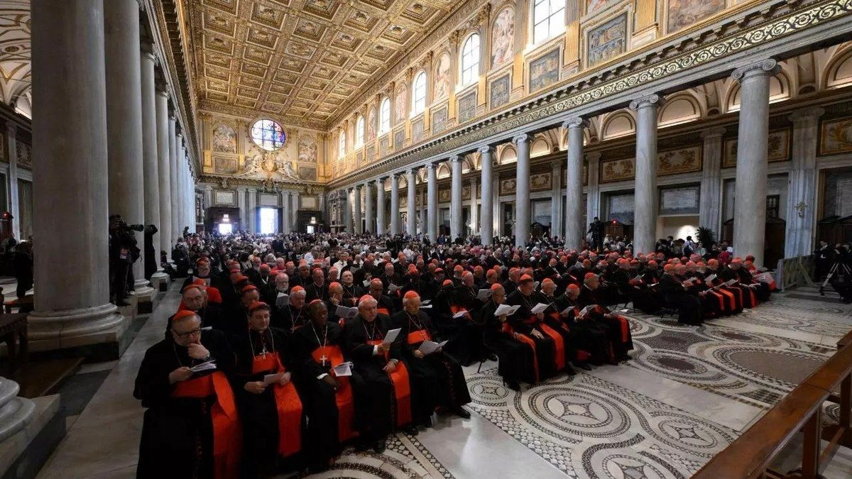 Vaticano inicia preparativos para o Conclave do Papa