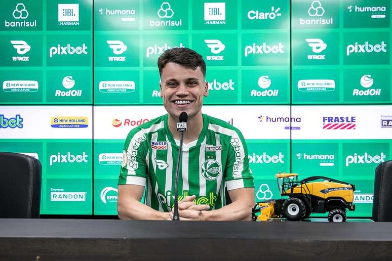 Juventude empresta promessa base para time catarinense