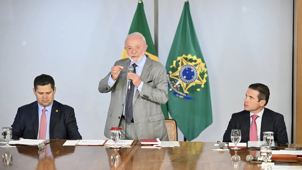 Congresso intensifica crise com Lula e ameaça agenda governamental