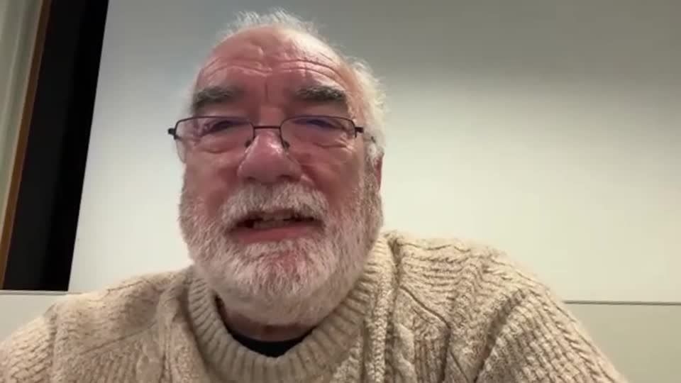 Colisão de navios no Reino Unido gera alerta de segurança