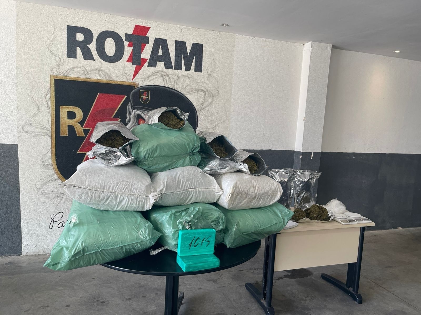 Polícia Militar apreende 80 quilos de maconha em Maceió
