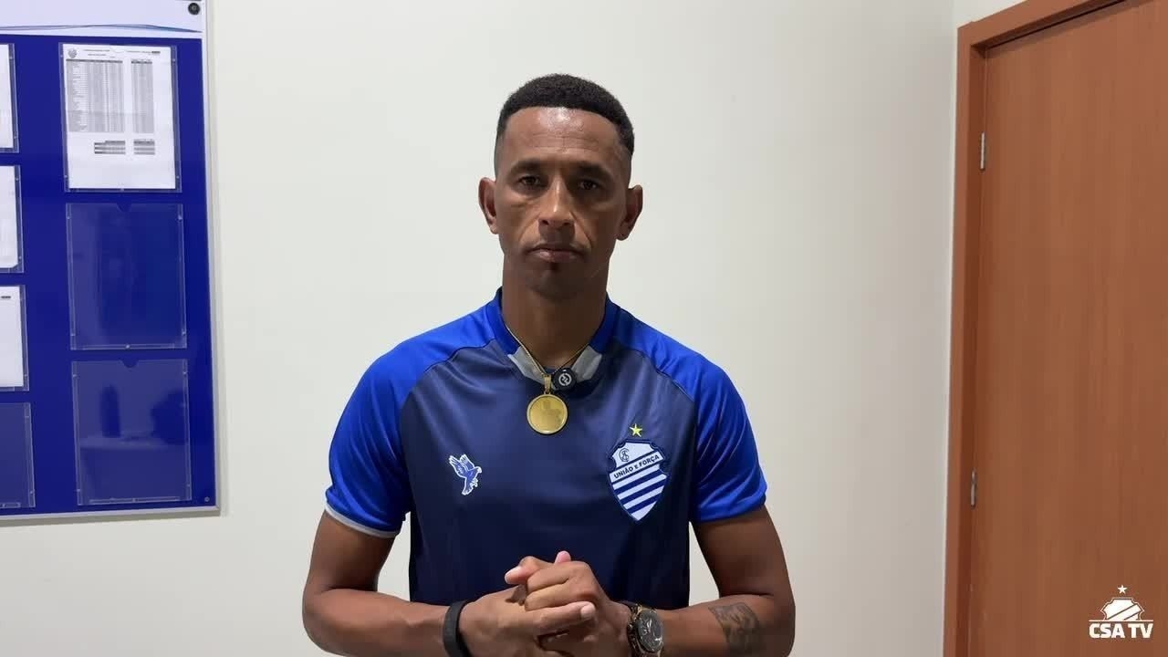 Ciel Treina e Pode Estrear pelo CSA Contra o Ituano