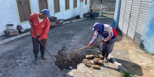 Operação Tapa-Buracos tem início em Penedo e deve avançar para avenidas da parte alta