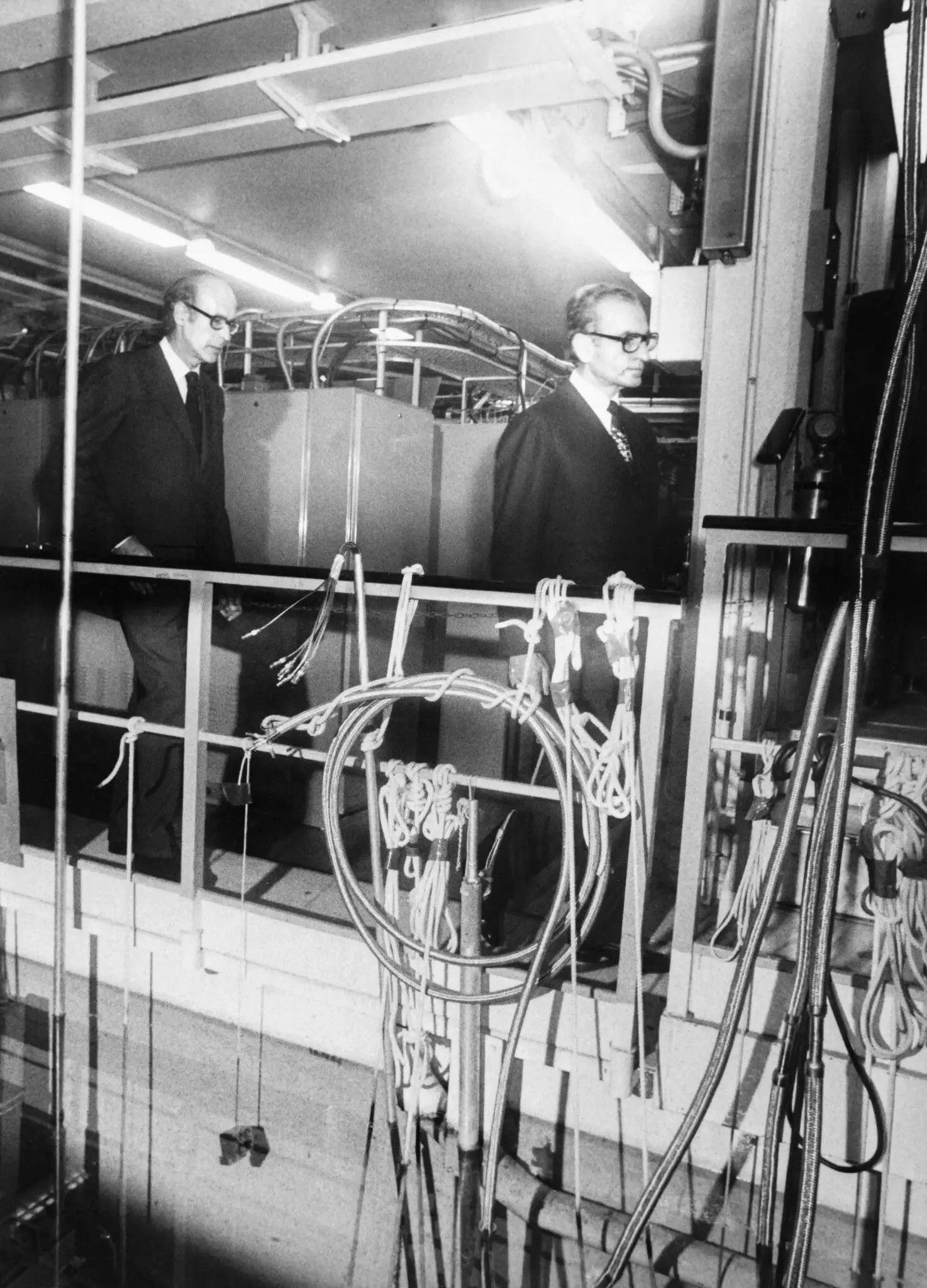 O Legado Nuclear do Irã e a Influência dos EUA