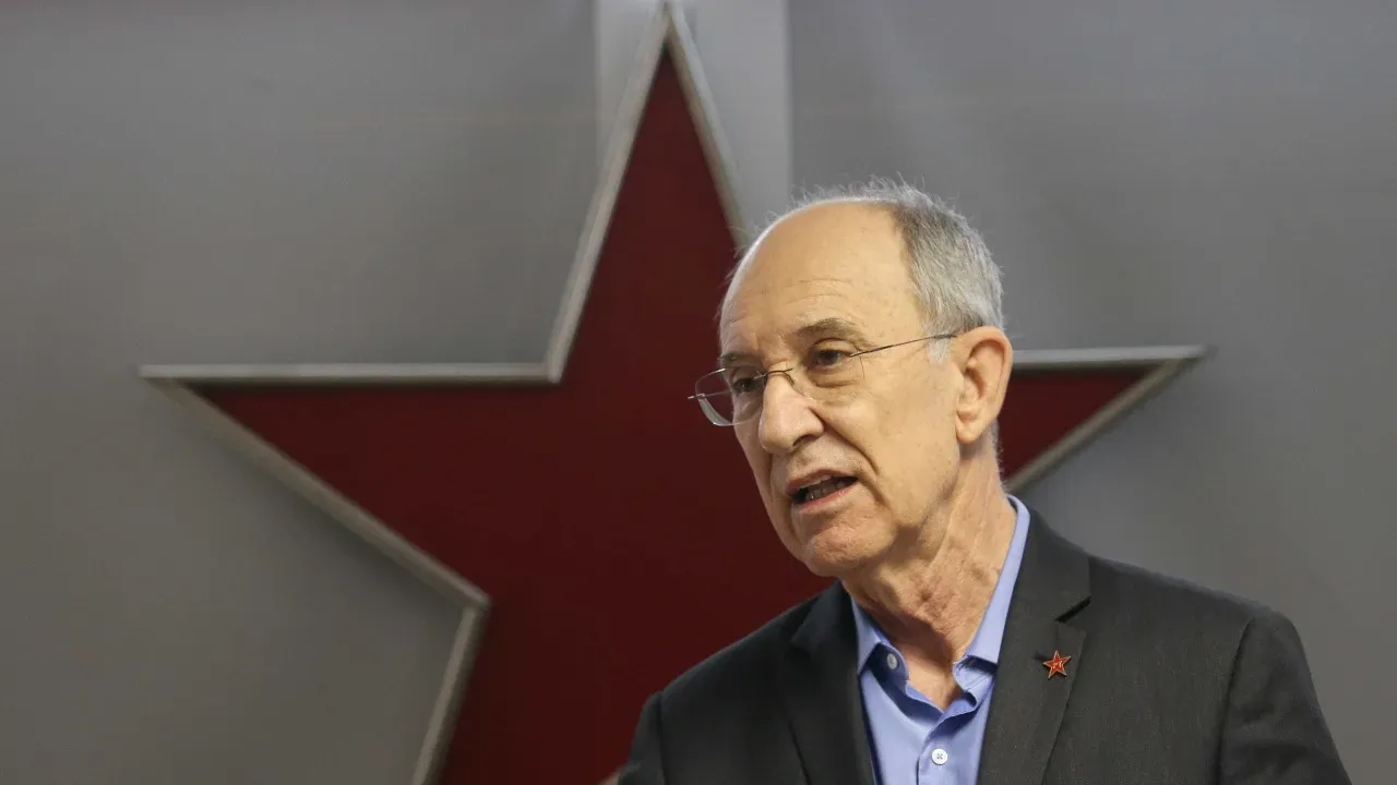 Rui Falcão defende candidatura no PT para novos rumos