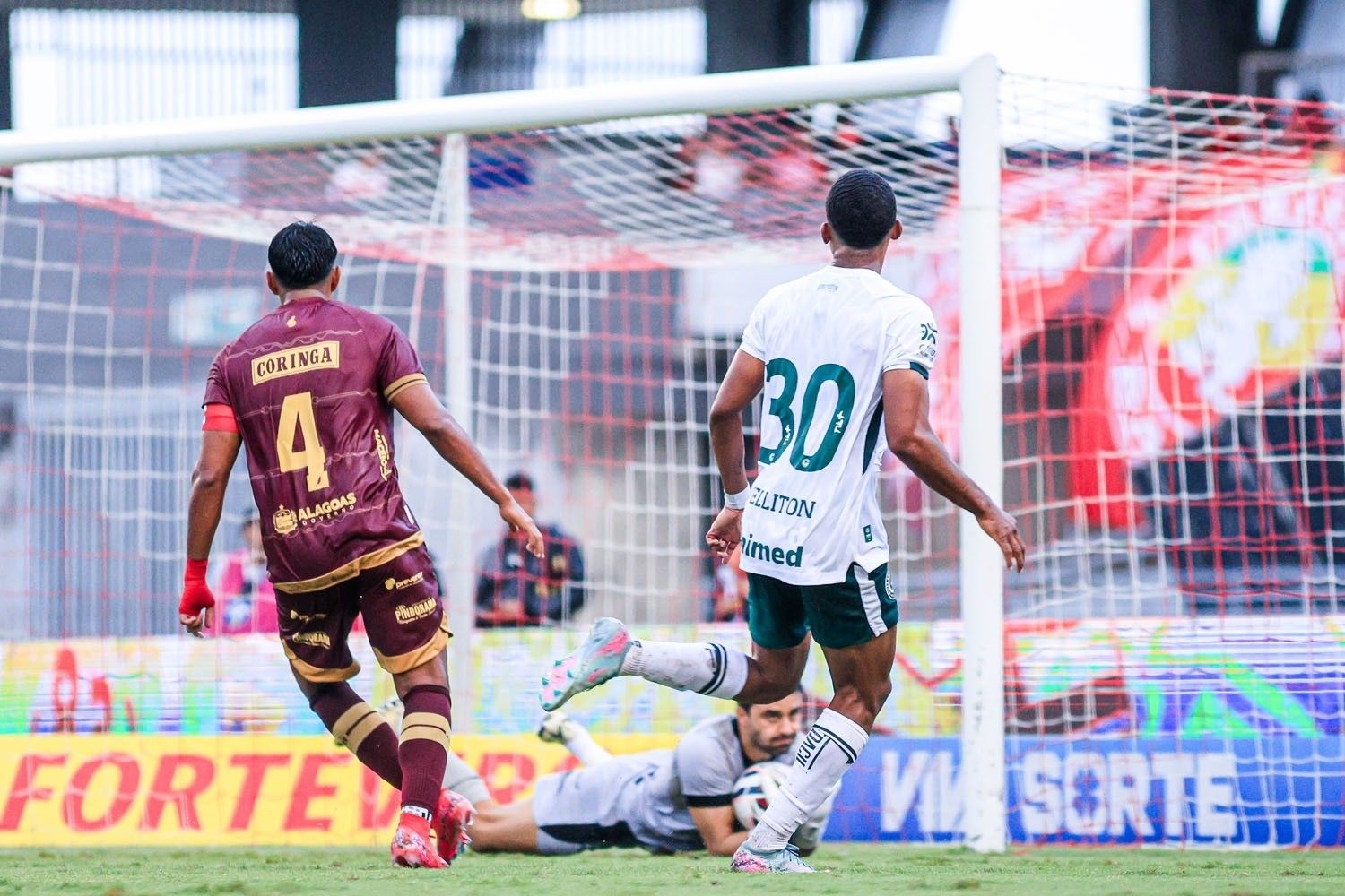 CRB tem técnico e quatro jogadores na seleção da Série B