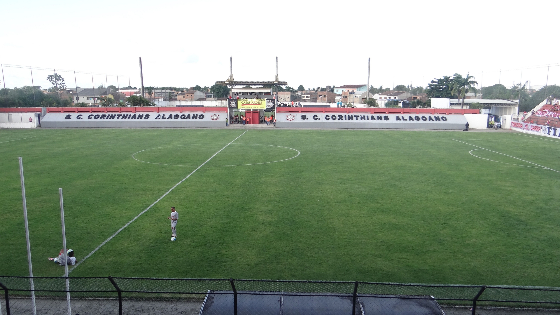 João Feijó confirma venda de Nelsão e futuro incerto