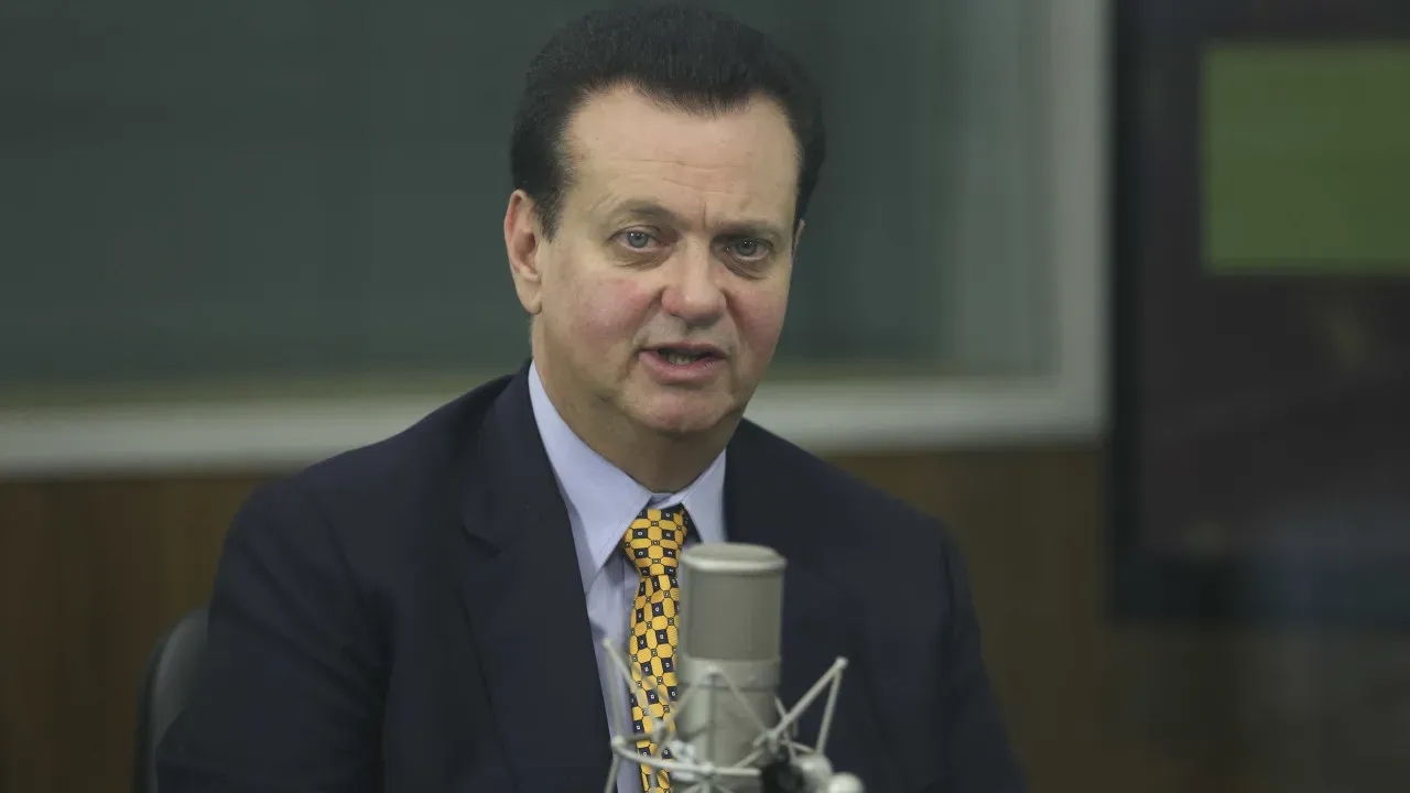 Kassab deve anunciar Ratinho Jr. como pré-candidato do PSD