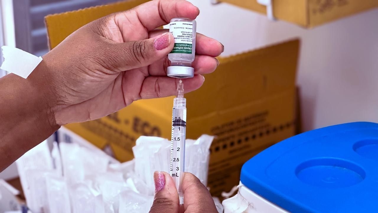 Vacinação itinerante contra gripe inicia em Maceió