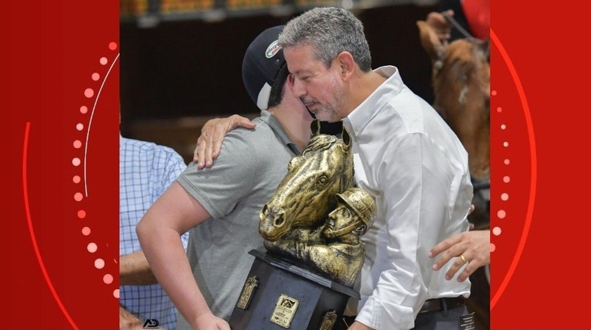 Filho de Arthur Lira assume cargo com salário de R$ 8 mil