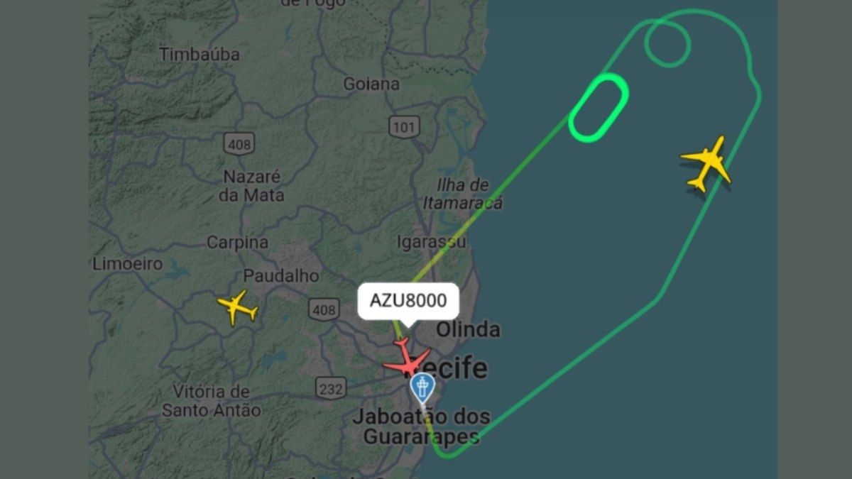 Voo inaugural entre Recife e Madri retorna por falha técnica