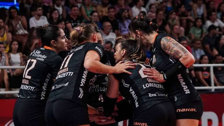Osasco passa do Mackenzie e garante vaga nas semifinais da Copa Brasil de Vôlei
