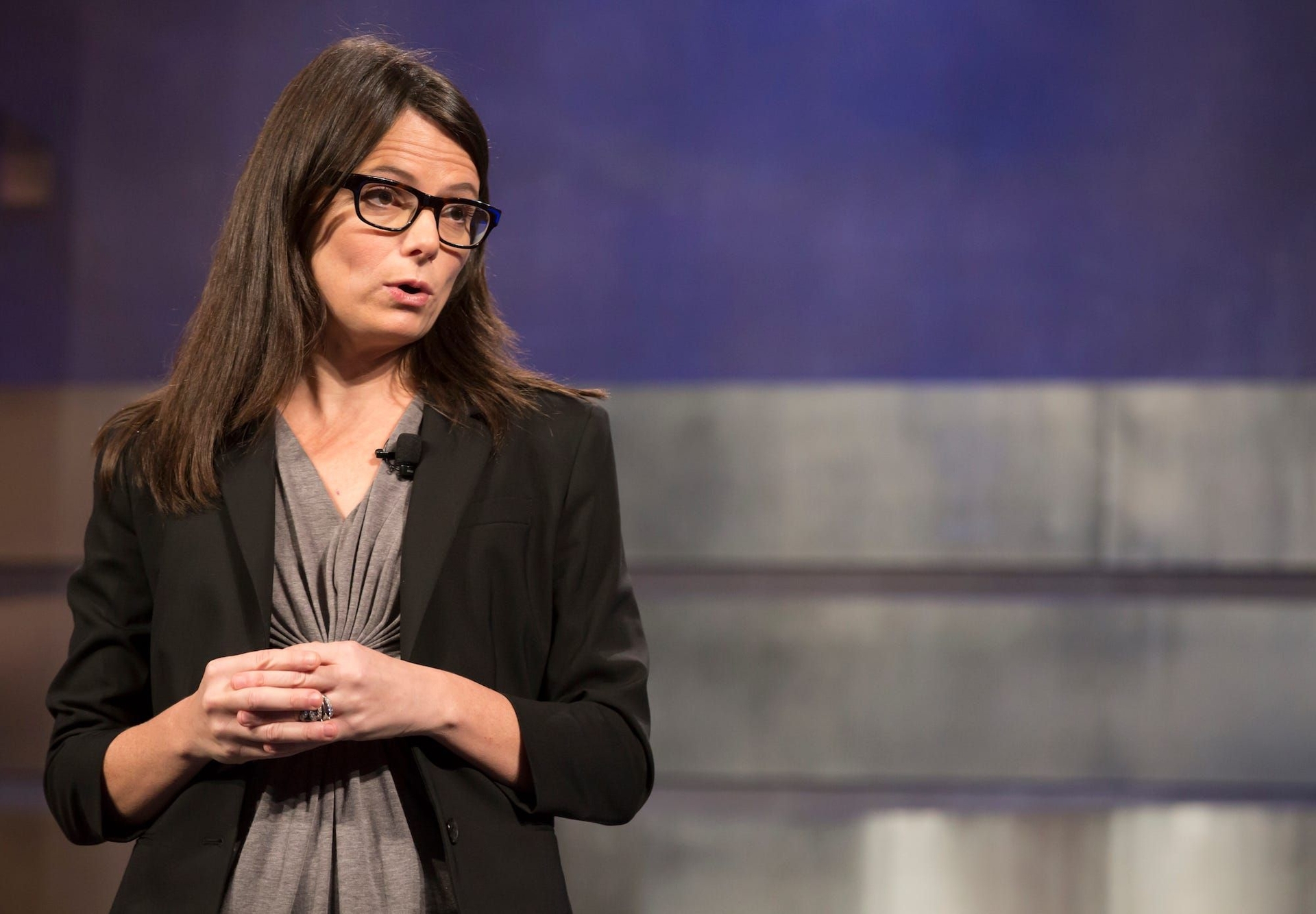 Amy Hood Fala Sobre Intensidade e Inovação na Microsoft