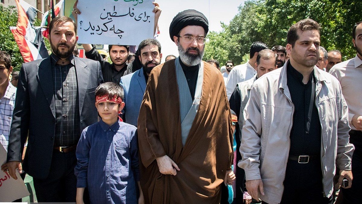 Presidente do Irã apresenta condições para paz e ameaça EUA